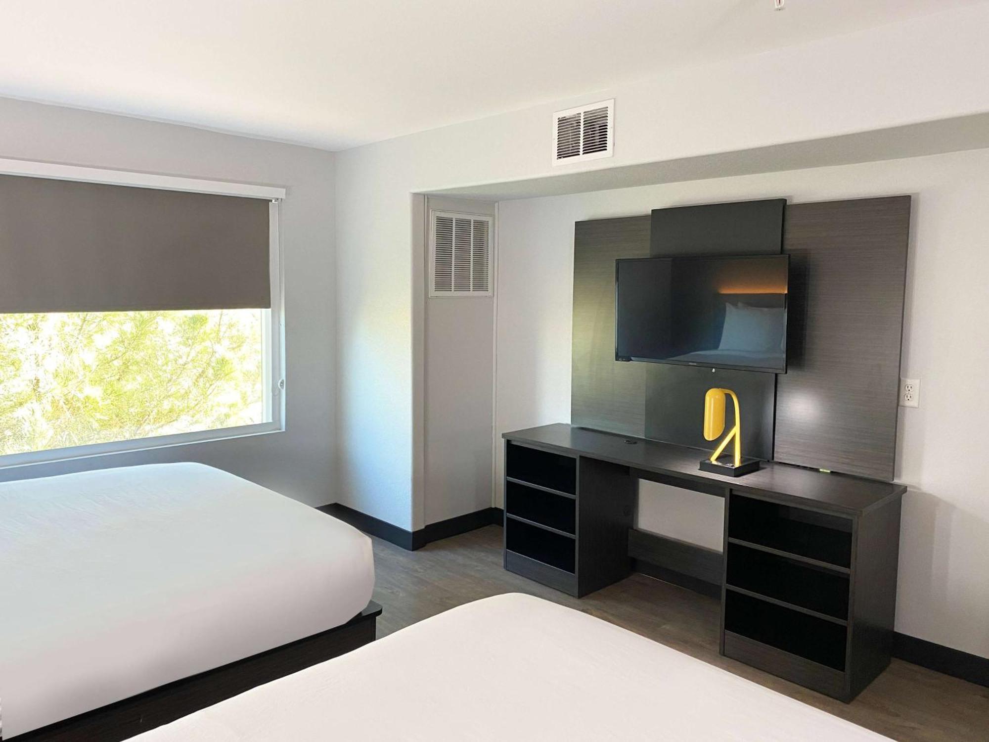 Hawthorn Extended Stay By Wyndham Хоббс Экстерьер фото