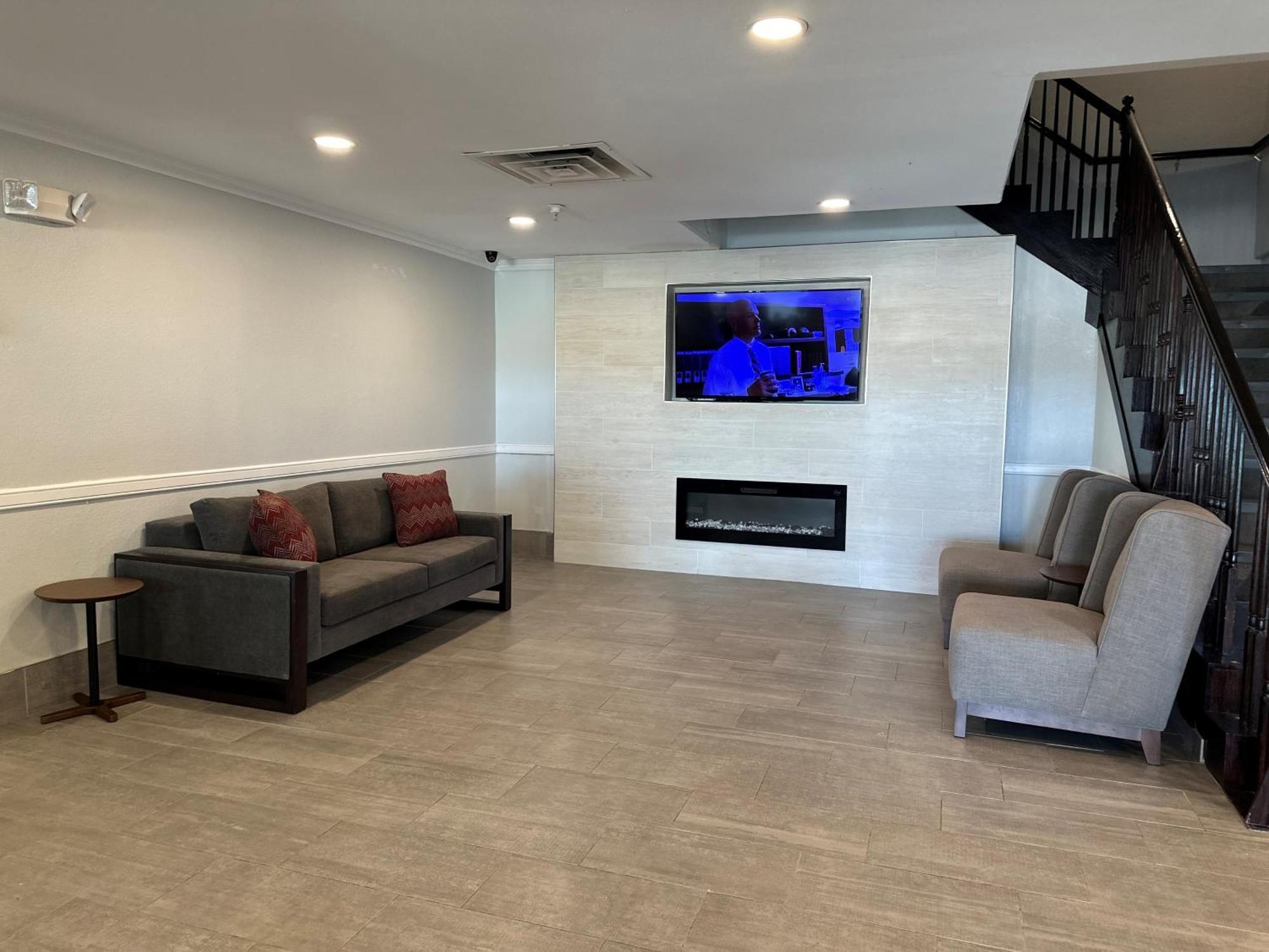 Hawthorn Extended Stay By Wyndham Хоббс Экстерьер фото